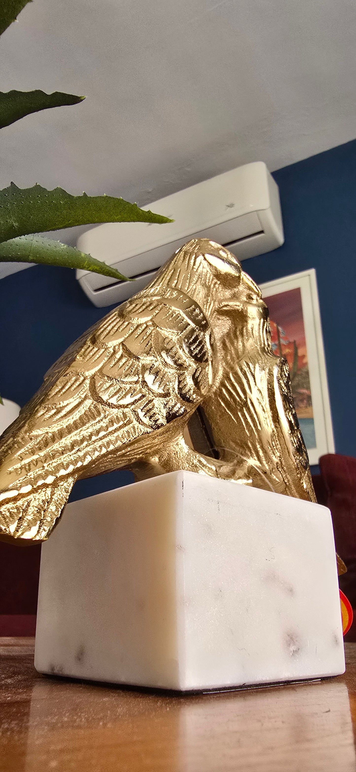 ADORNO DORADO DE PAREJITA DE AVES